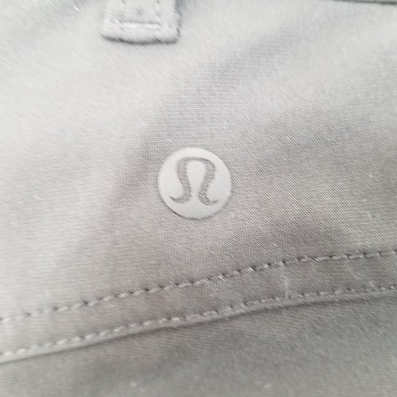 Lululemon Women's Size 12 Straight Fit Ankle Length Dress / Work Pants Black - Picture 5 of 9